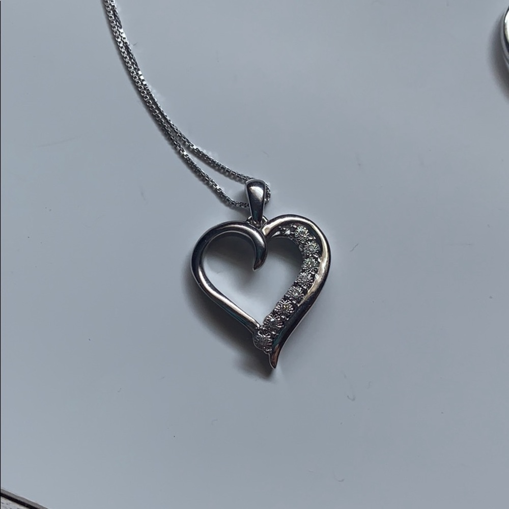 Heart diamond necklace with ring